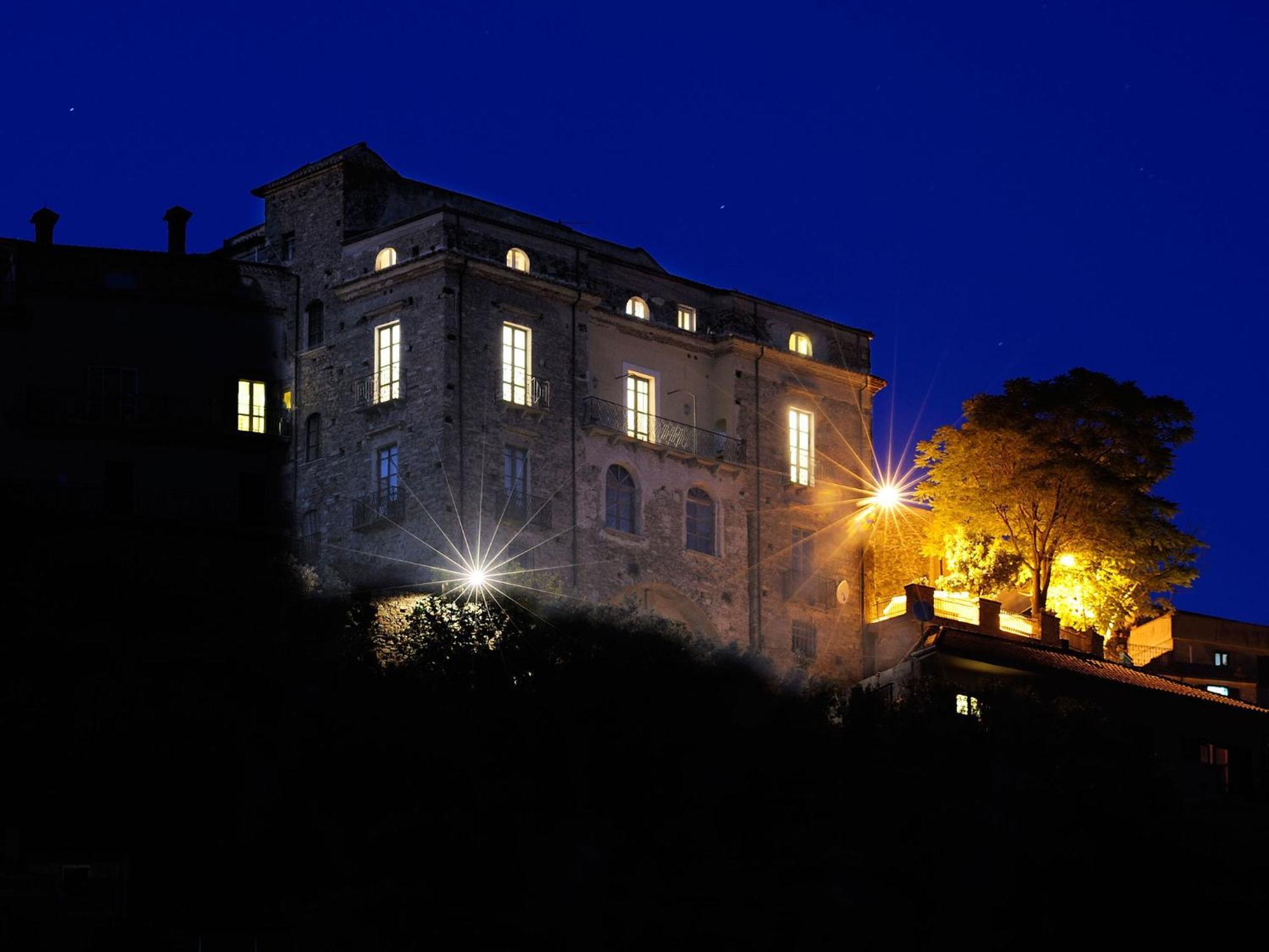 Apartment Residenza Matarazzo E Le Sue Soffitte Castellabate